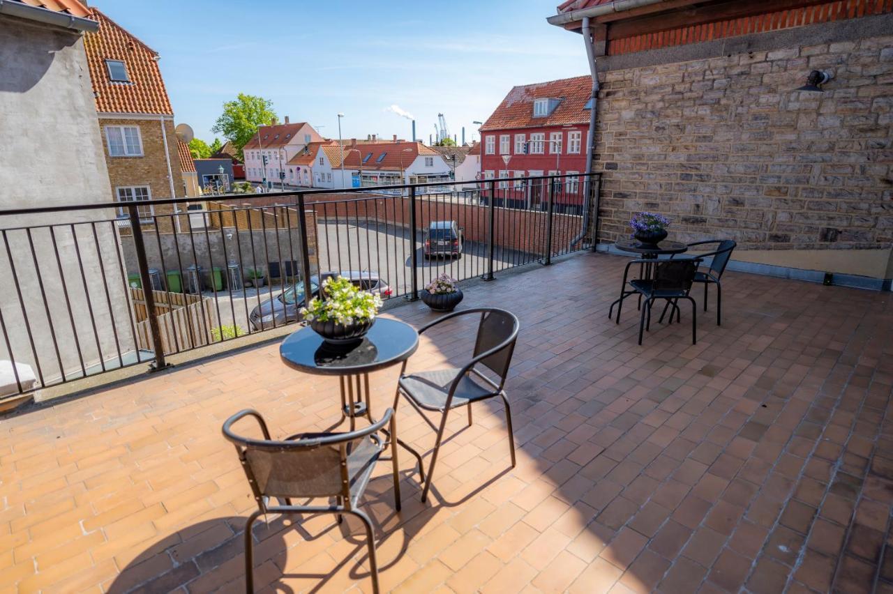 Det Gamle Posthus Hotel Ronne Exterior photo