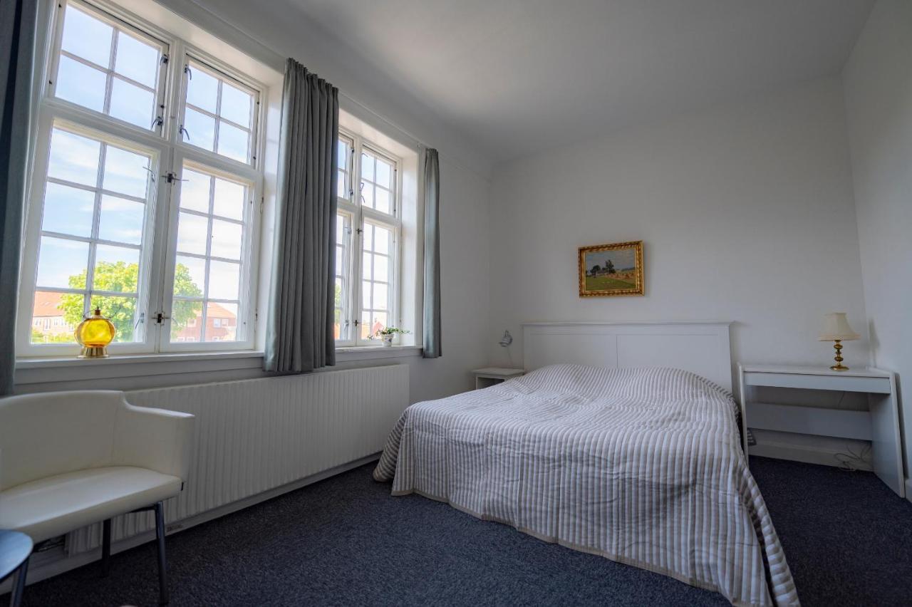 Det Gamle Posthus Hotel Ronne Exterior photo